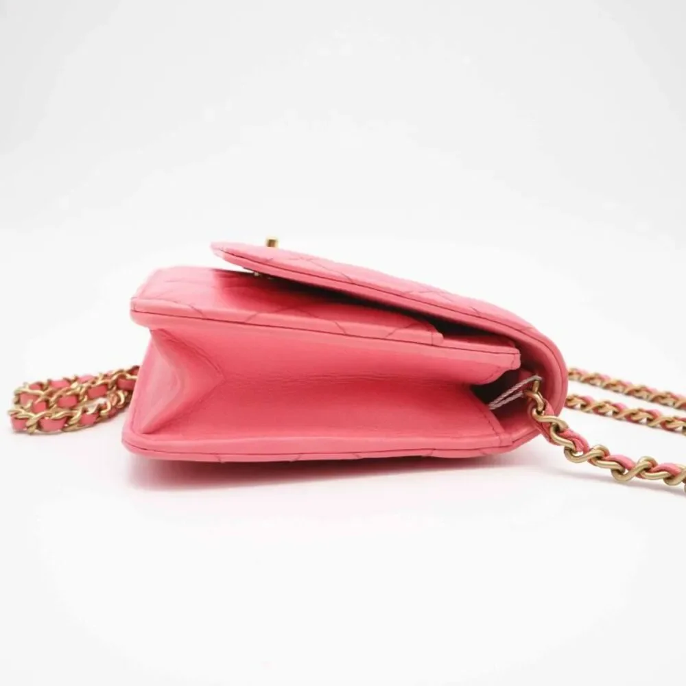 CHANEL brand color